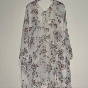 NWT PinkBlush Floral Kimono